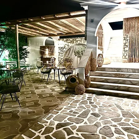 Athina - Lounge 3* פארוס