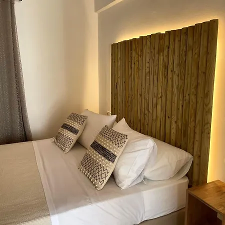 Guest house Athina Rooms - Lounge Apartments