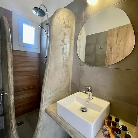 Athina Rooms - Lounge Apartments Guest house