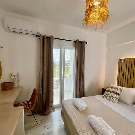 Athina Rooms - Lounge Apartments Guest house