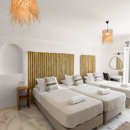 Athina - Lounge 2* Paro