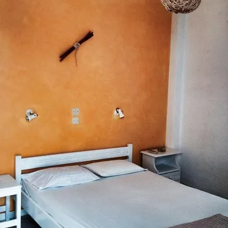 Guest house Athina Rooms - Lounge Apartments